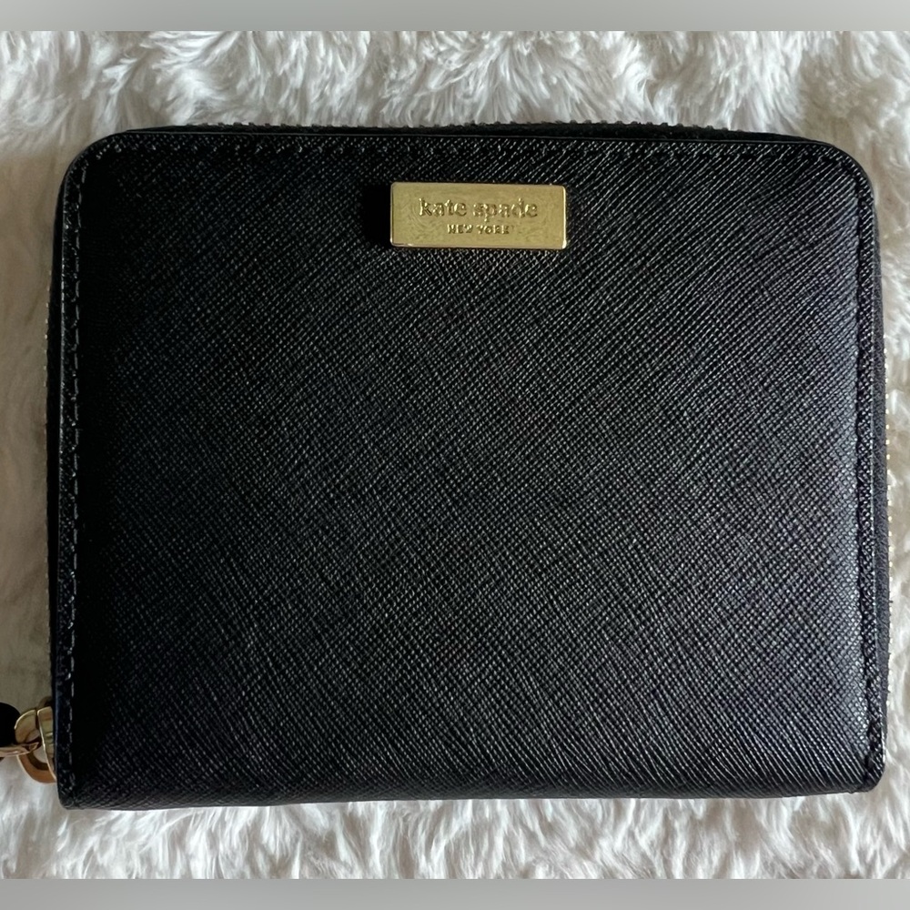 Kate Spade New York Black Bifold Zip Wallet